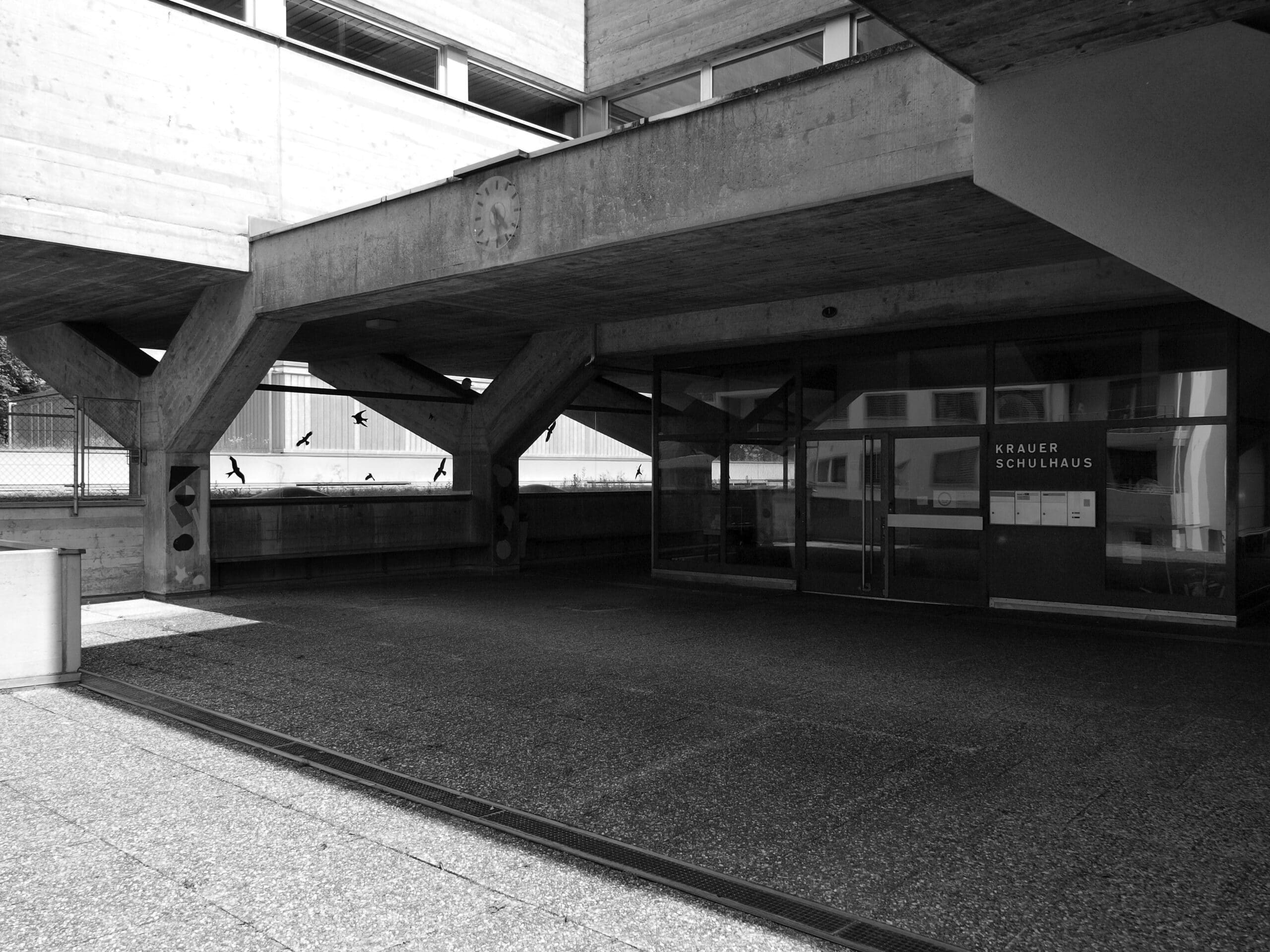 Eingang / Pausenhalle vor 2009