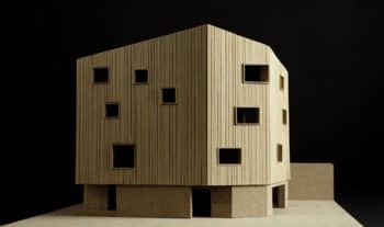 Modell meines Entwurfs "Bauen in Engelberg" - Foto: M. Käch (HSLU)
